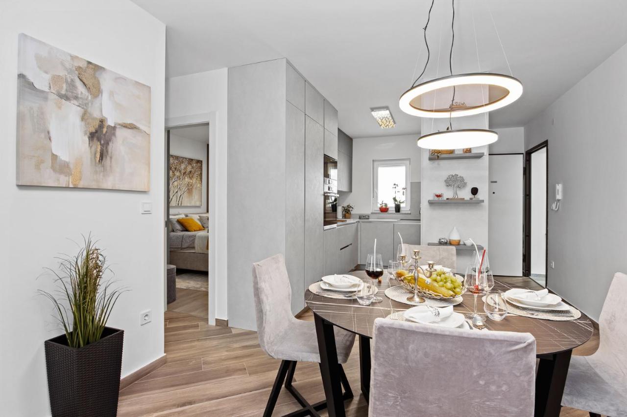 Apartment Leone Medulin Bagian luar foto