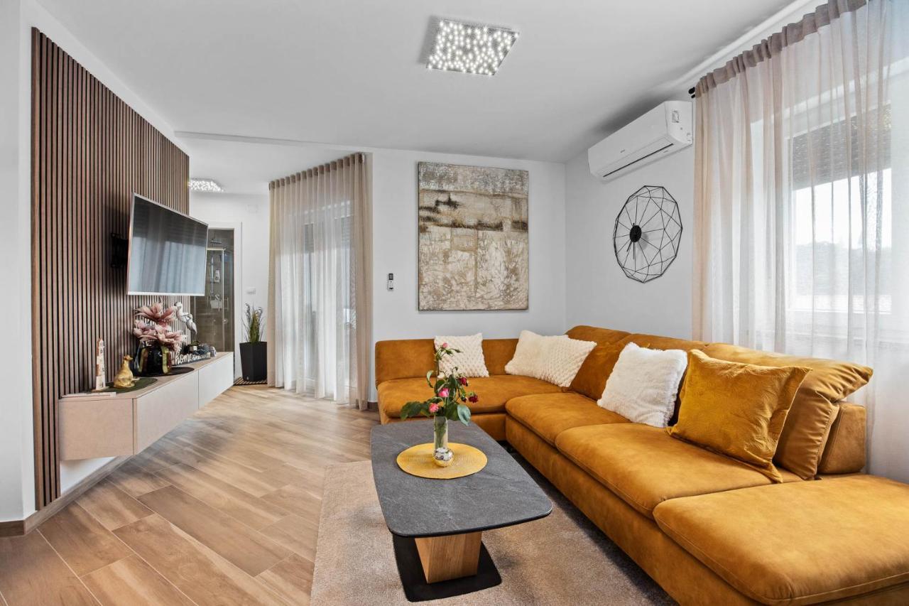 Apartment Leone Medulin Bagian luar foto