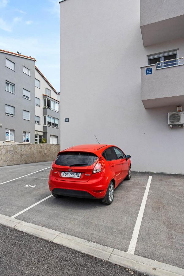 Apartment Leone Medulin Bagian luar foto