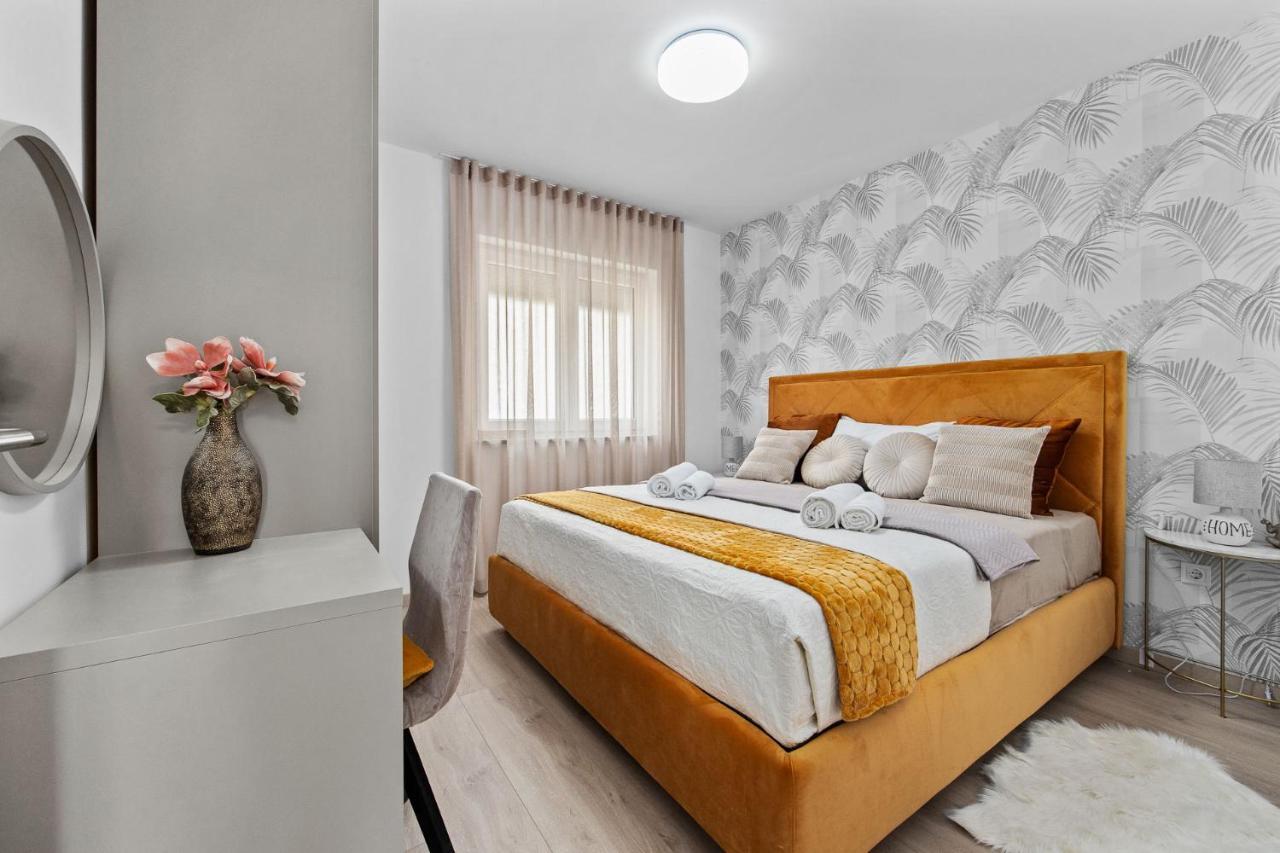 Apartment Leone Medulin Bagian luar foto